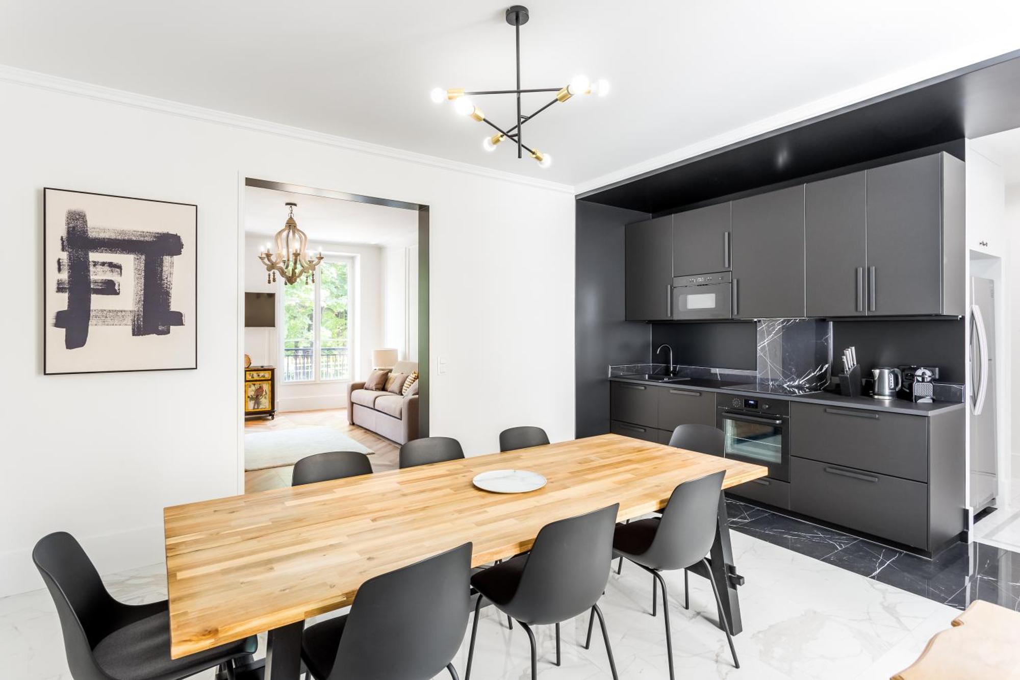 Apartment The Black Swan Paris